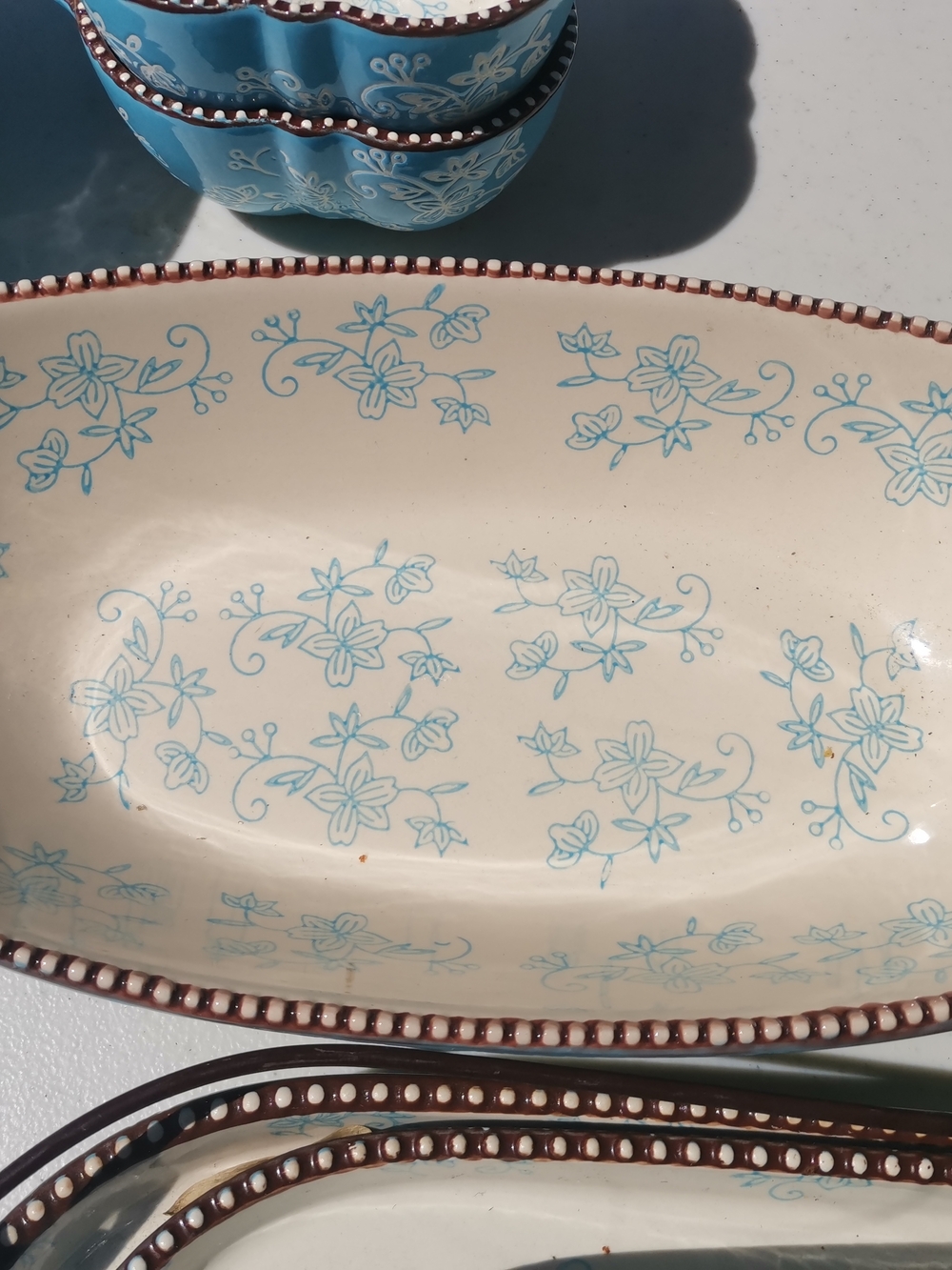 Temp-Tations Ceramic Dish with Bright Blue Trim